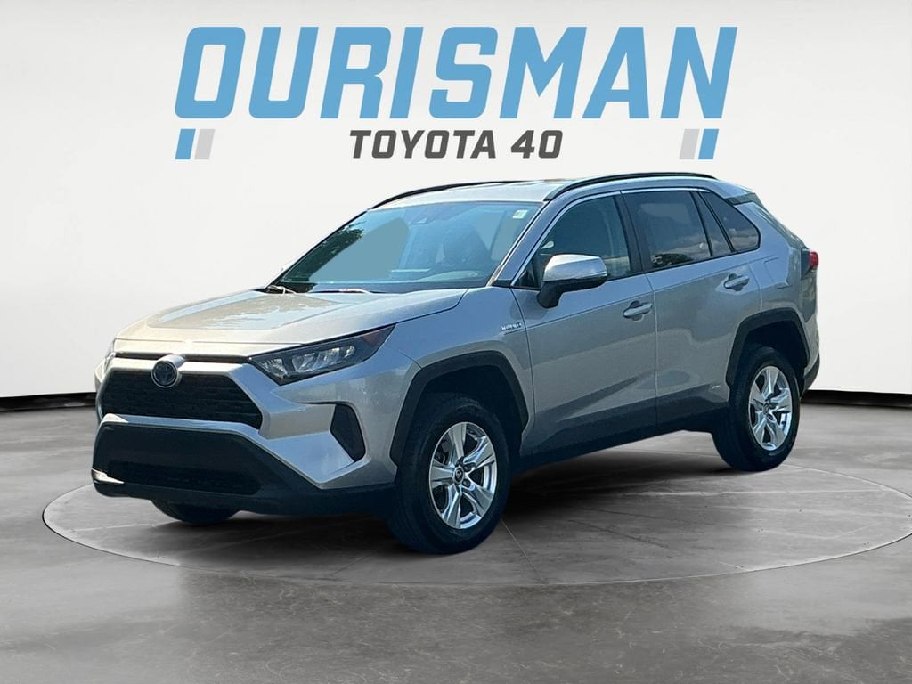 Used 2021 Toyota RAV4 LE with VIN 4T3MWRFV4MU025525 for sale in Kansas City