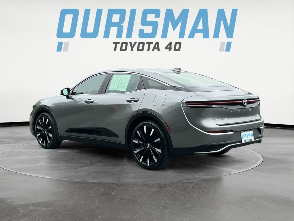 2024 Toyota Crown Platinum photo 4