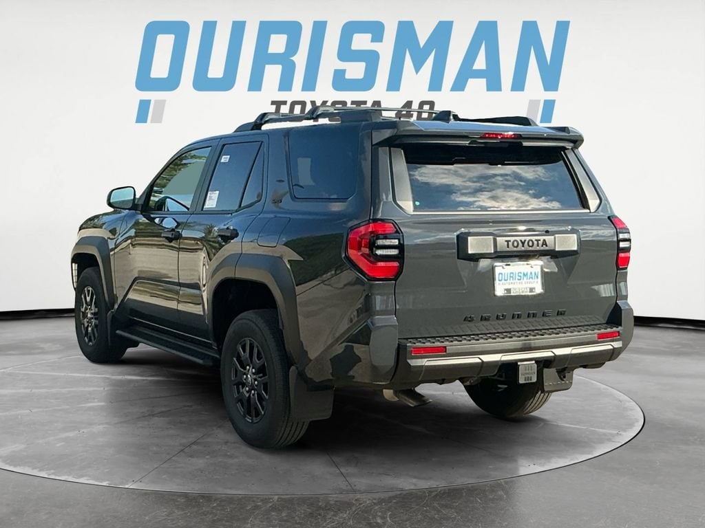 New 2025 Toyota 4Runner SR5 SUV