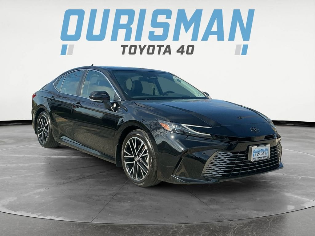 Used 2025 Toyota Camry XLE Sedan