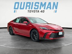 2026 Toyota Camry SE Sedan