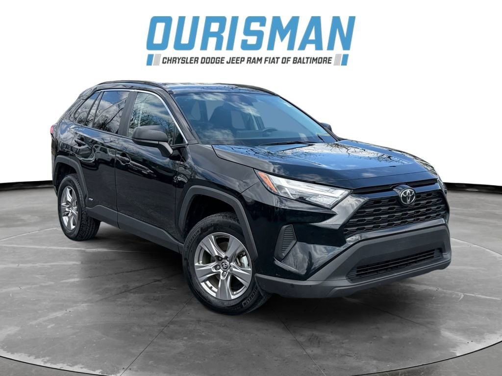 2025 Toyota RAV4 Hybrid LE AWD's photo
