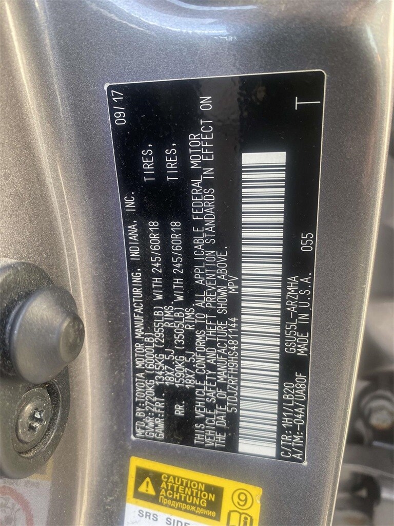 2017 Toyota Highlander XLE photo 3