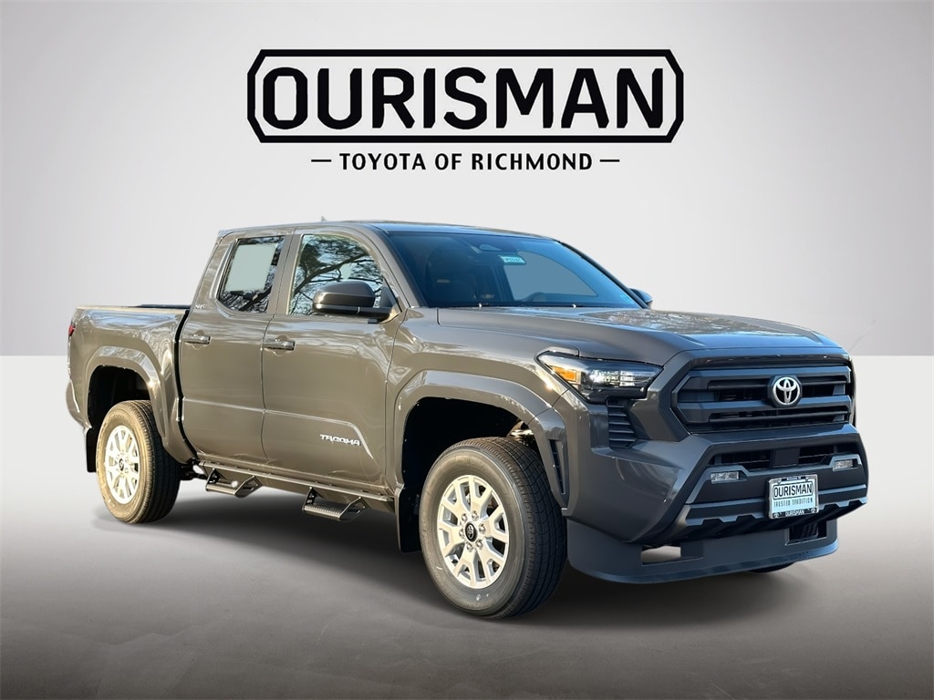 2025 Toyota Tacoma SR5's photo