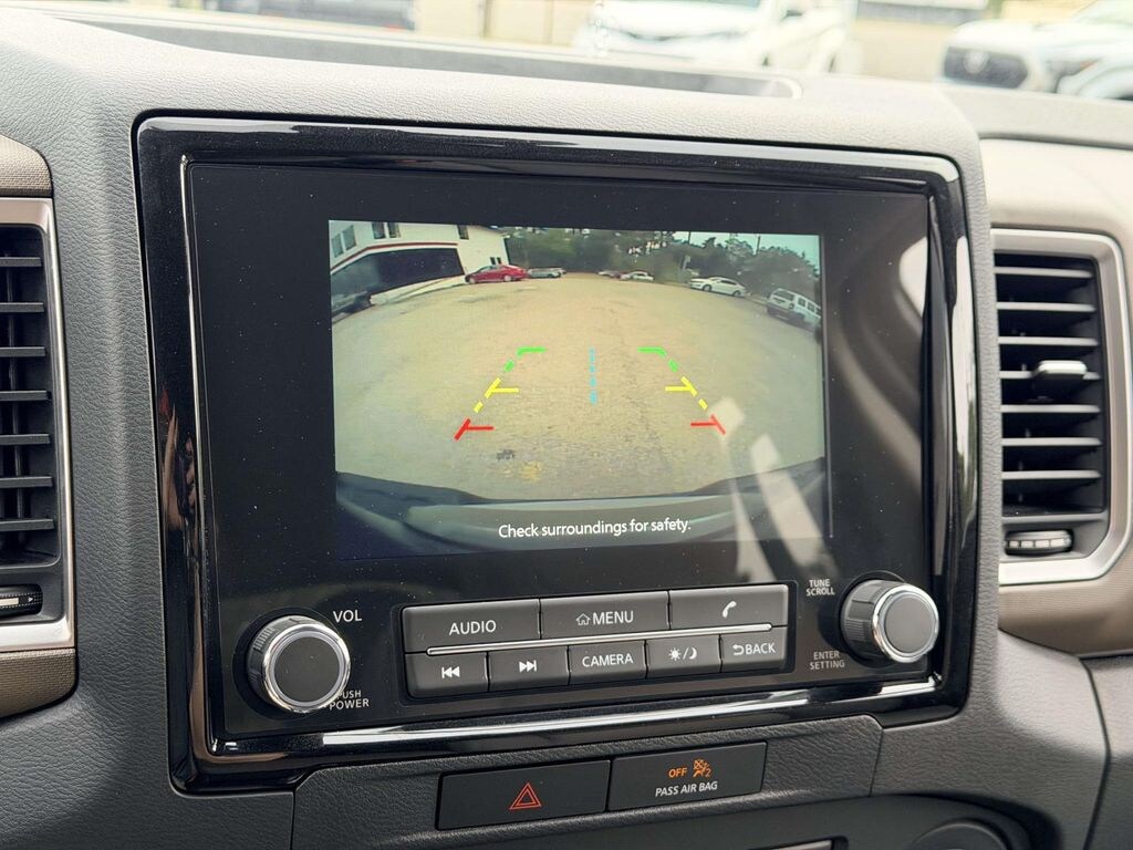Used 2022 Nissan Frontier SV Truck Crew Cab