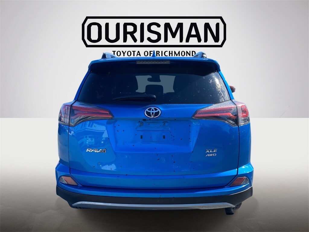 2018 Toyota RAV4 XLE photo 4