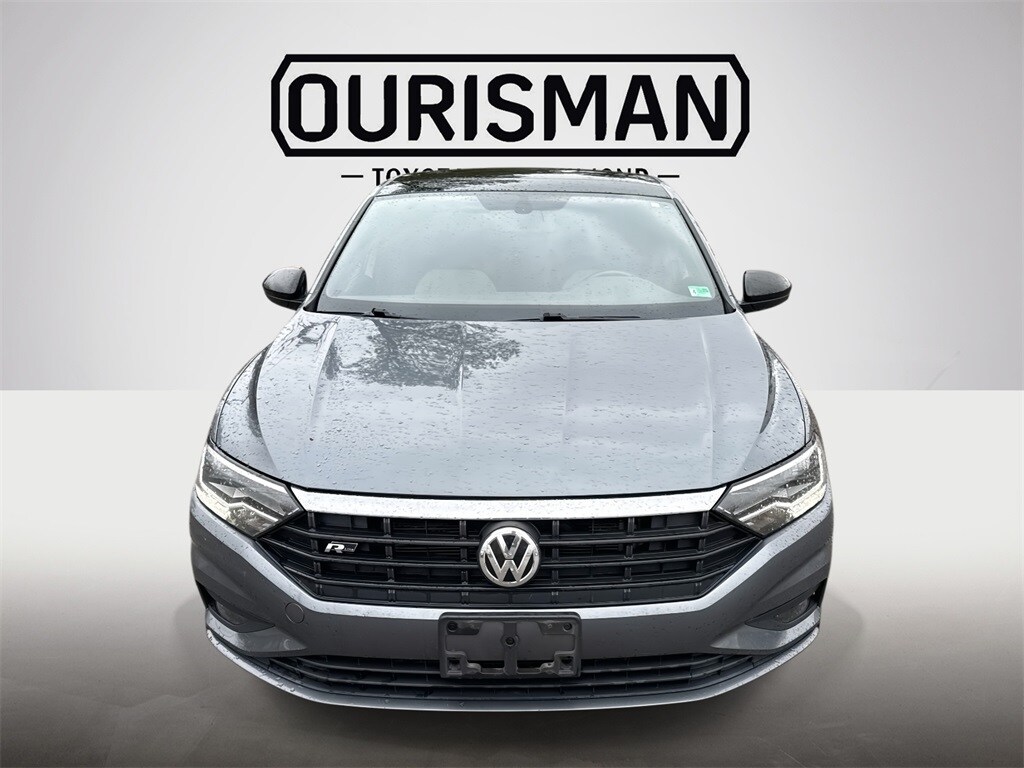 2020 Volkswagen Jetta R-Line photo 2