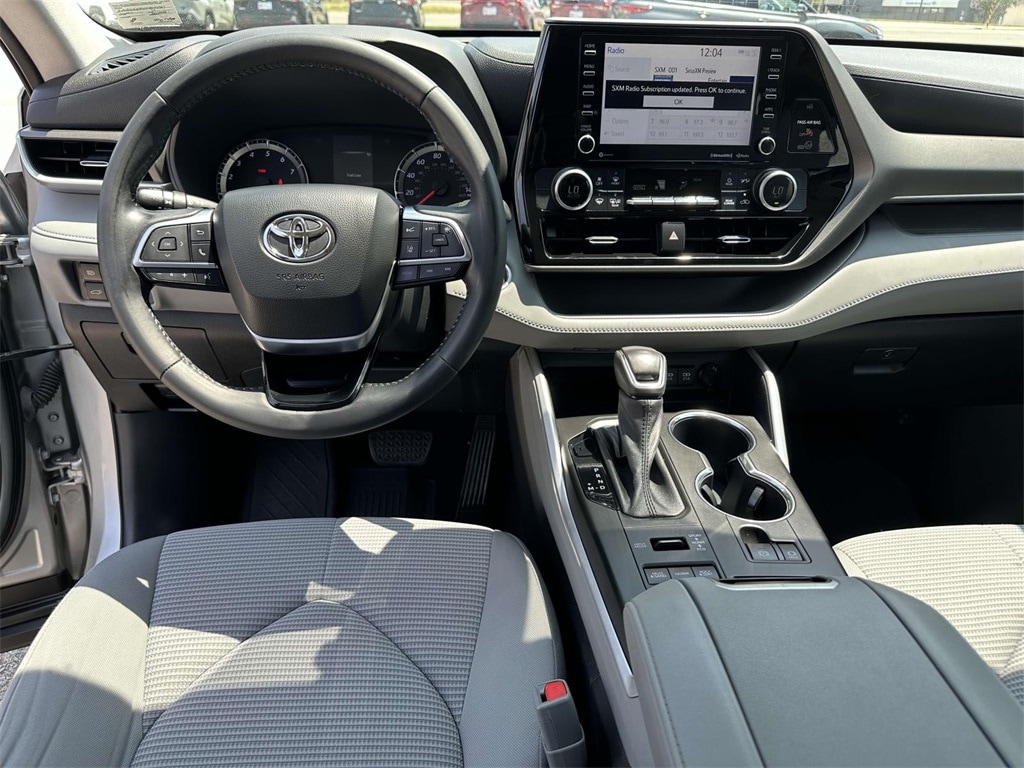 Used 2021 Toyota Highlander LE with VIN 5TDBZRBH2MS085951 for sale in Henrico, VA