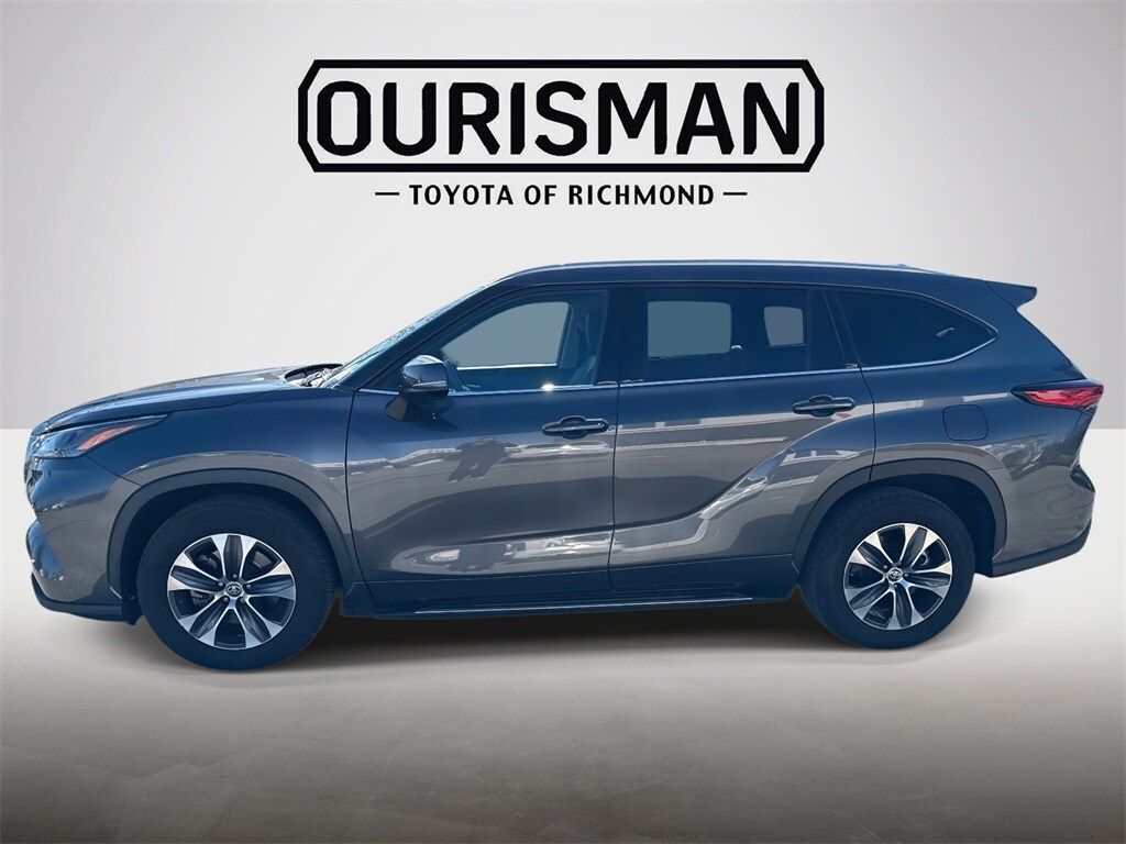 2022 Toyota Highlander XLE photo 4