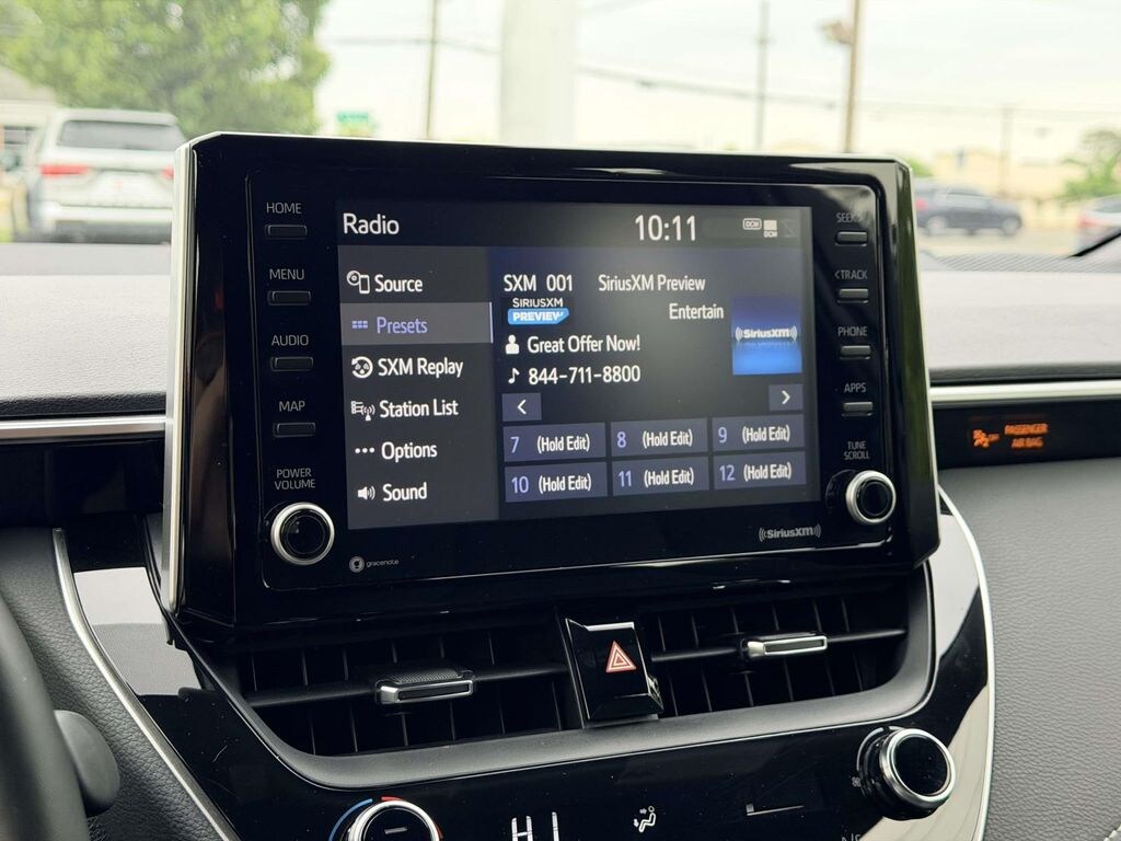 Certified 2022 Toyota Corolla Hatchback SE Hatchback