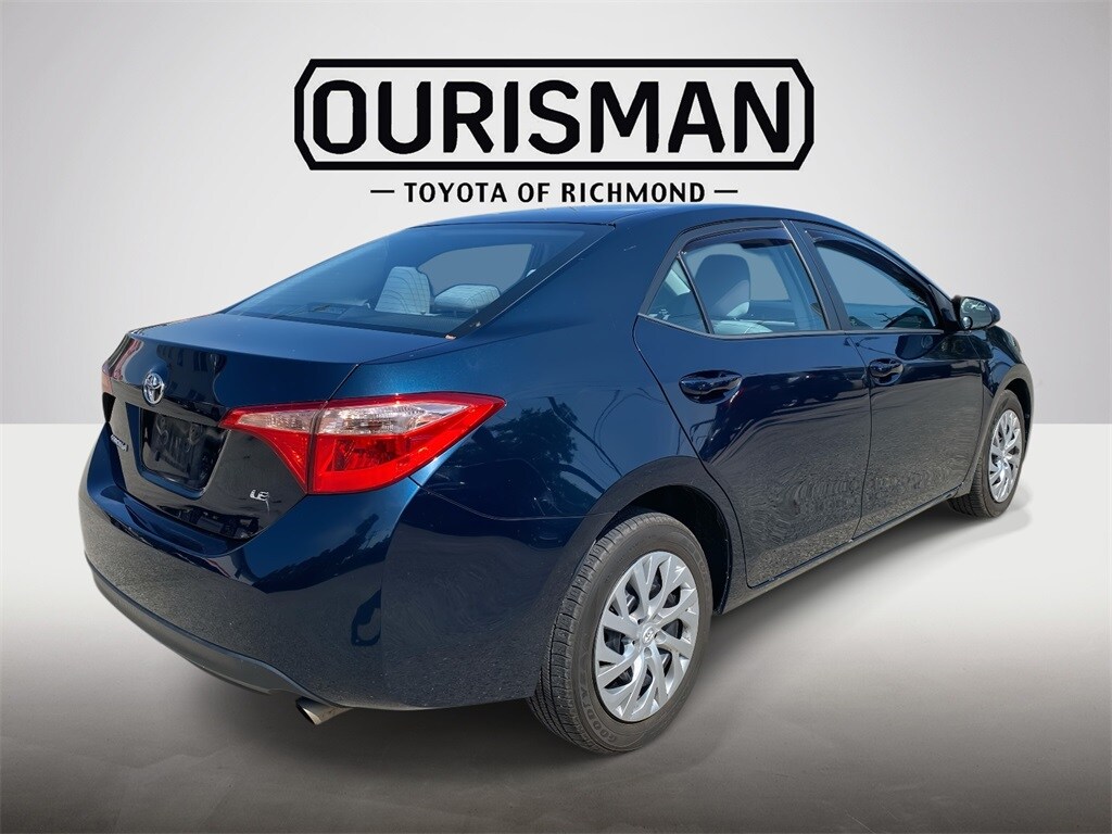 2019 Toyota Corolla LE photo 3