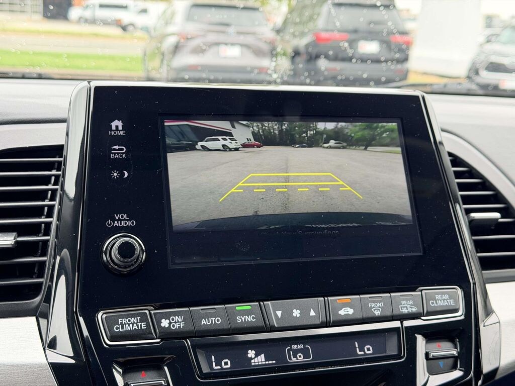 Used 2022 Honda Odyssey Touring Van