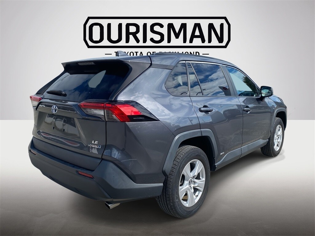 2020 Toyota RAV4 Hybrid LE photo 3