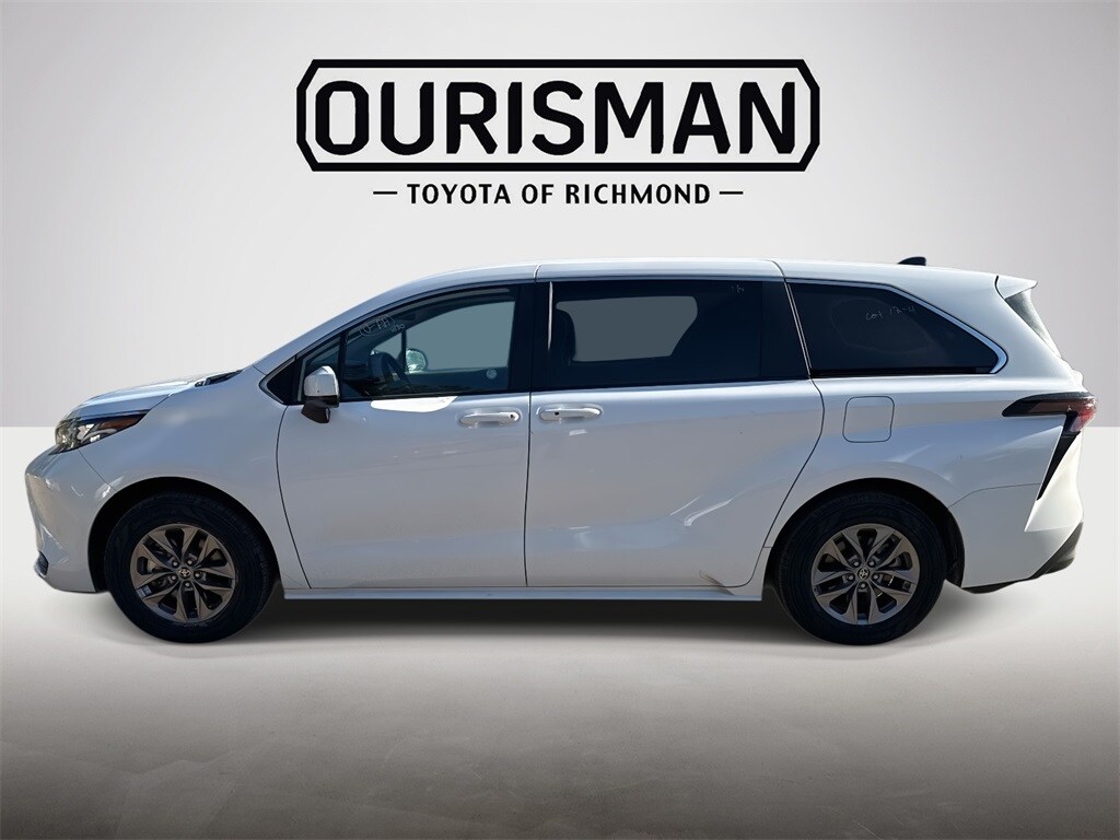 Certified 2024 Toyota Sienna LE Van Passenger Van