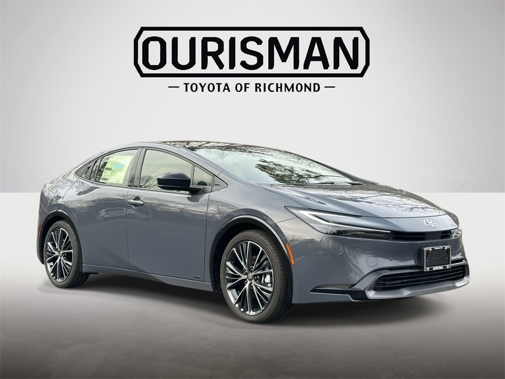 2026 Toyota Prius XLE's photo