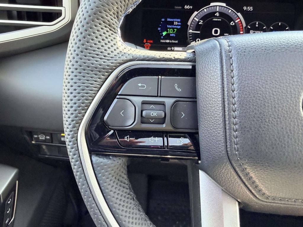 2026 Toyota Sequoia Platinum - Photo 8