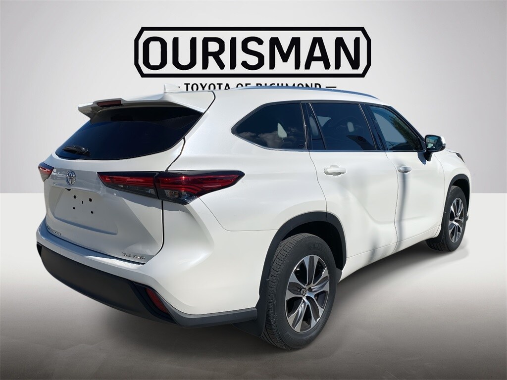 2020 Toyota Highlander XLE photo 3