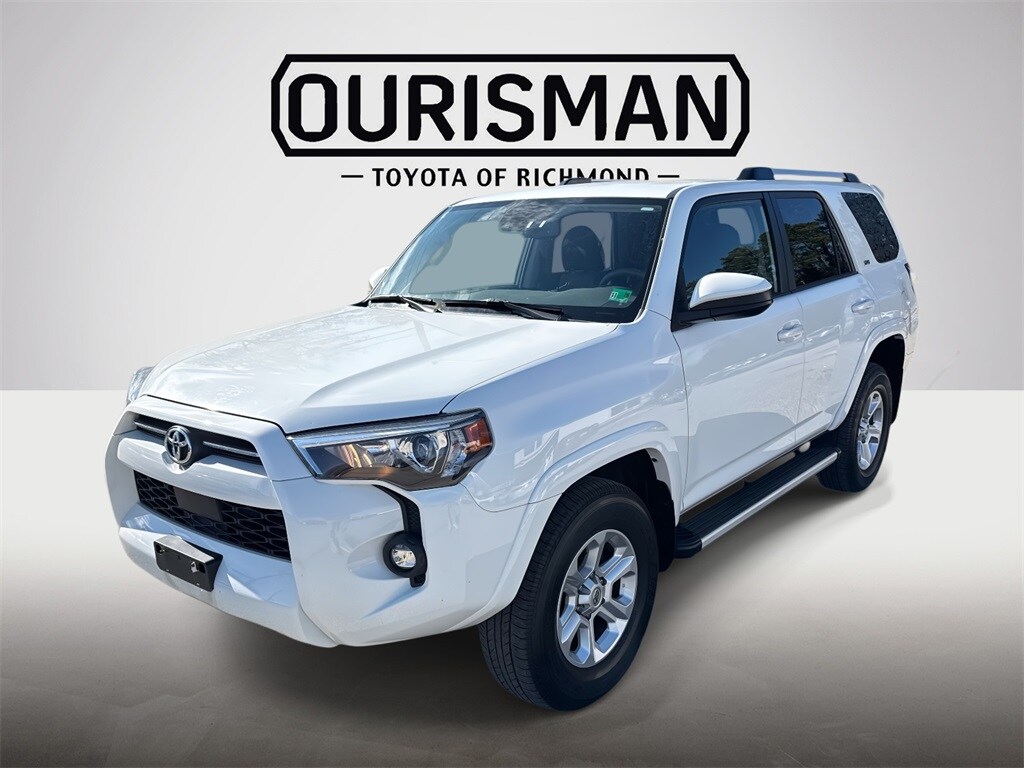 2023 Toyota 4Runner SR5 photo 3