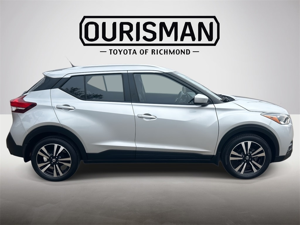 Used 2018 Nissan Kicks SV with VIN 3N1CP5CU1JL528920 for sale in Henrico, VA