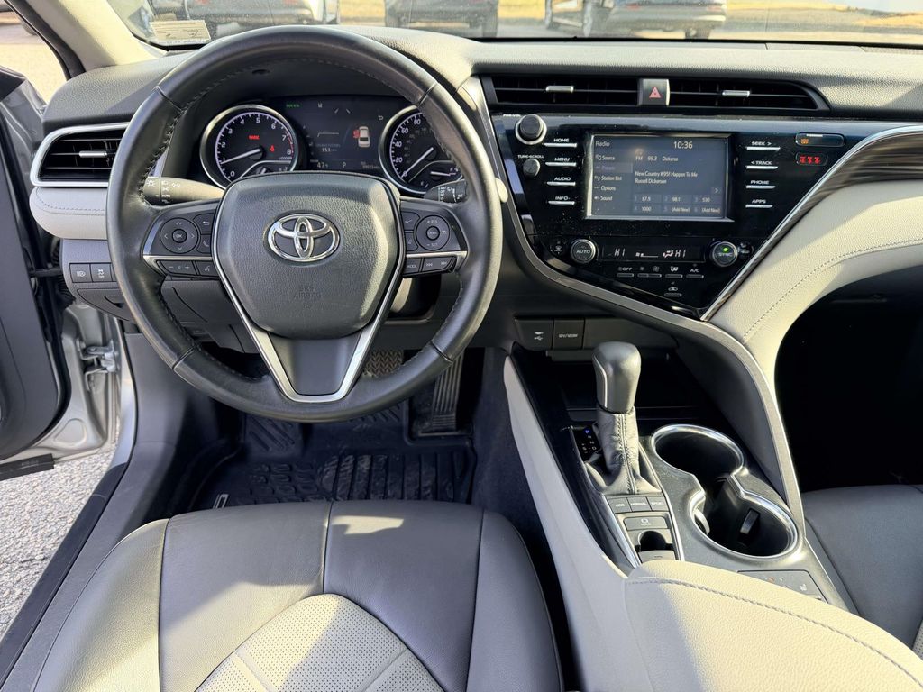 Used 2018 Toyota Camry XLE with VIN 4T1B11HKXJU107225 for sale in Henrico, VA