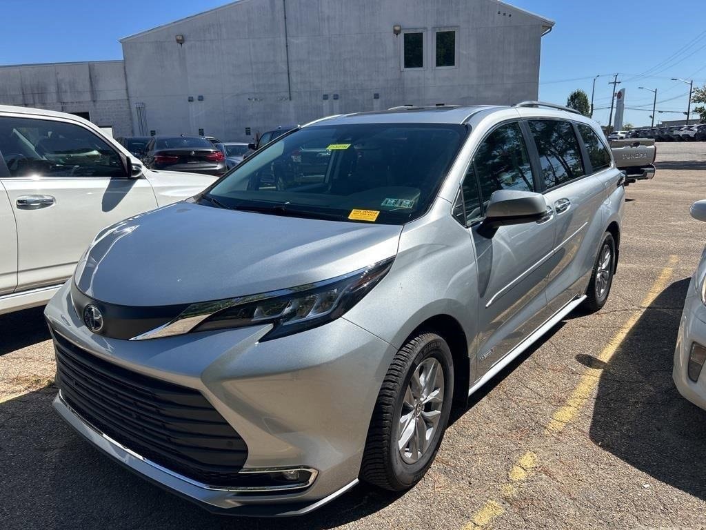 Certified 2021 Toyota Sienna XLE with VIN 5TDYRKEC5MS071737 for sale in Henrico, VA