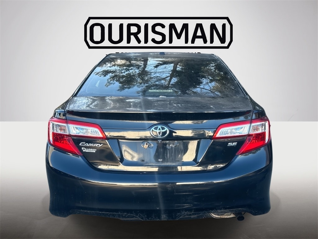 Used 2012 Toyota Camry SE Sedan