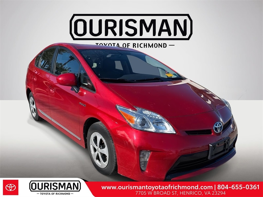 2015 Toyota Prius Four's photo