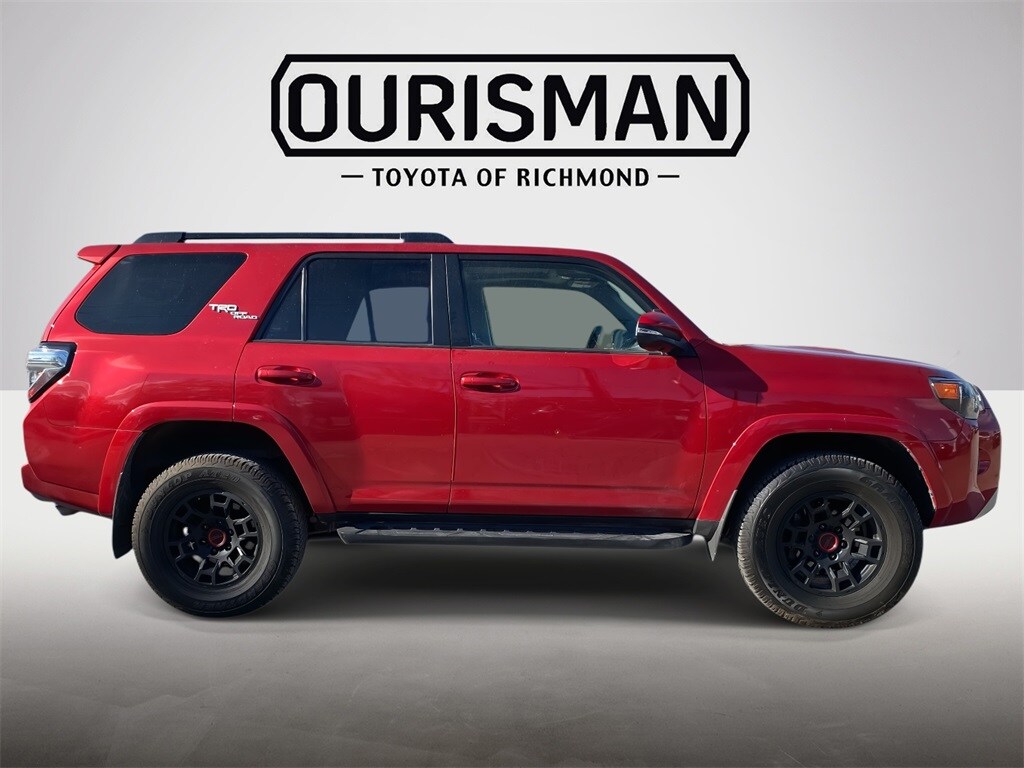 2024 Toyota 4Runner TRD Off-Road Premium photo 2