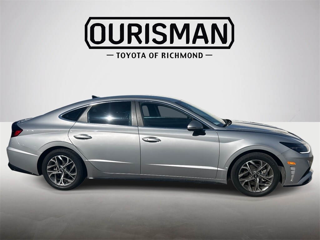 2023 Hyundai Sonata SEL photo 2