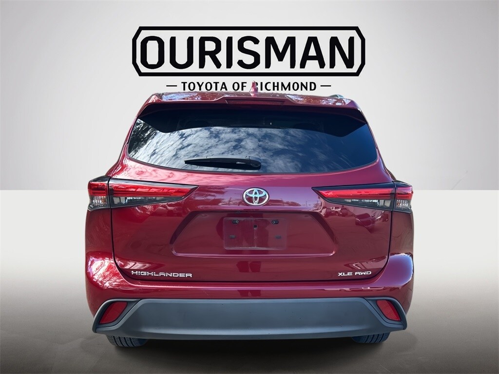 Used 2021 Toyota Highlander XLE SUV