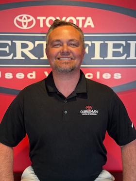 Staff member Jason Elliott from ID_eb8ffa0b3eda