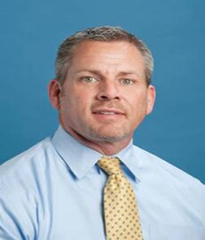 Staff member Ron West from ID_6e0190dfc047