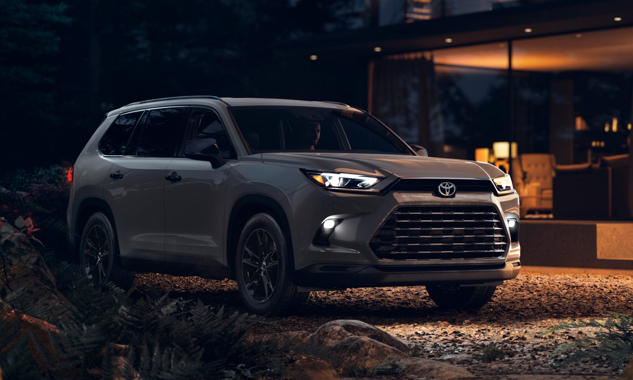 Toyota_2025_Grand_Highlander_0001H-2048x1229.jpg