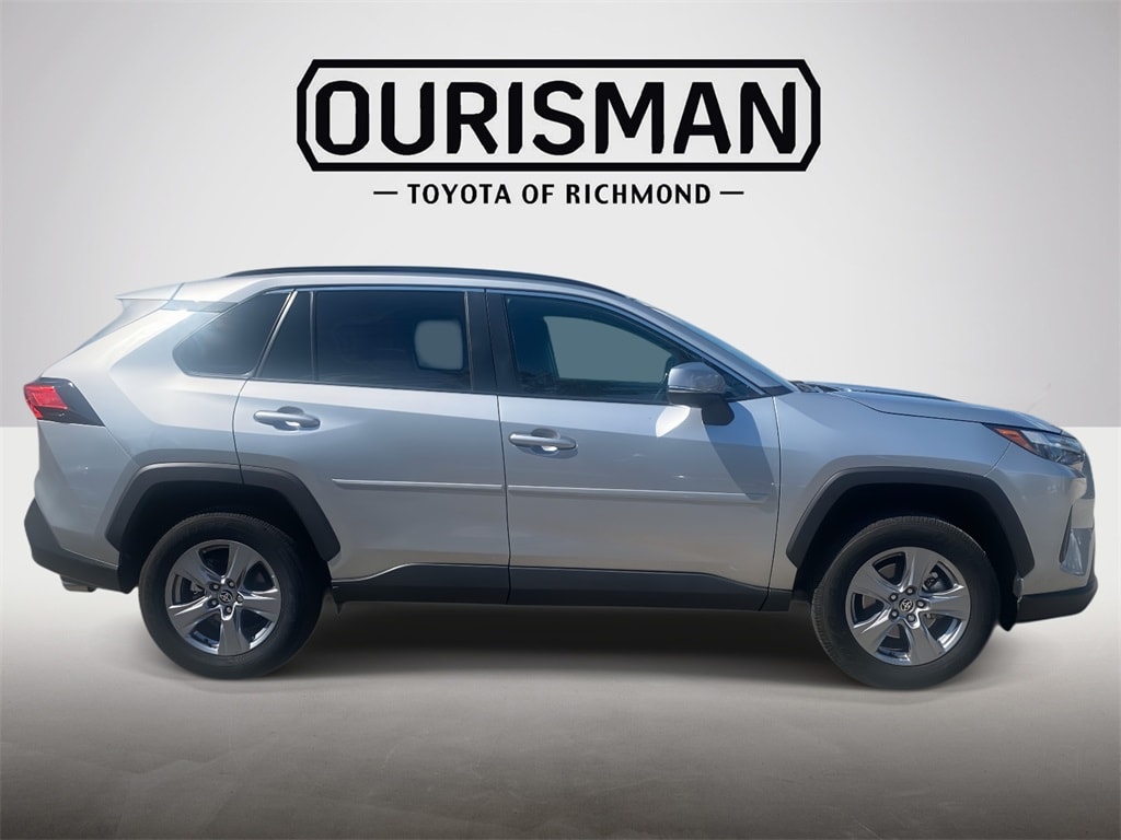 Used 2024 Toyota RAV4 XLE with VIN 2T3P1RFV0RC426140 for sale in Northfield, Minnesota