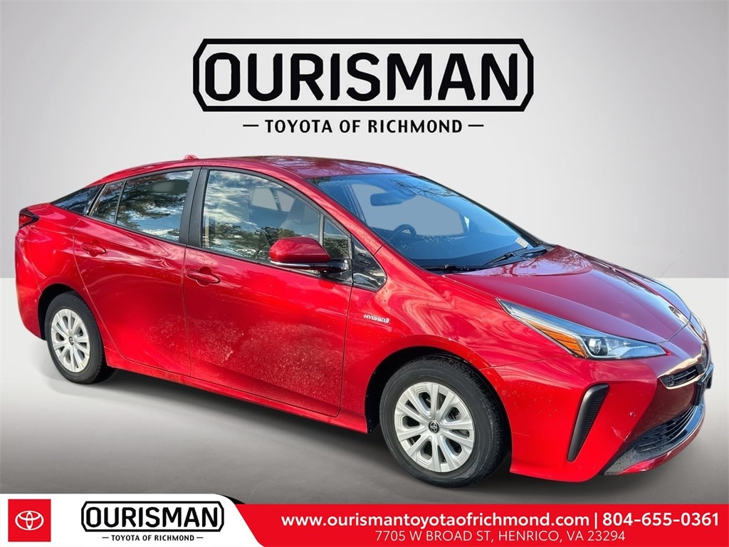 2020 Toyota Prius LE's photo