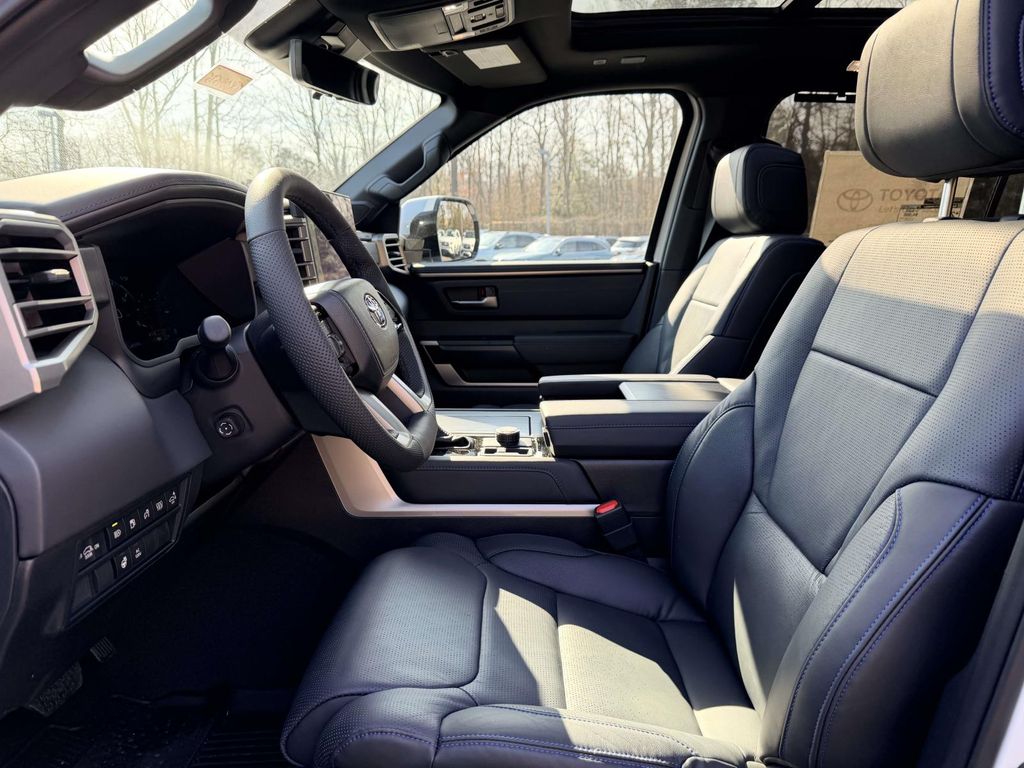 2026 Toyota Sequoia Platinum - Photo 18