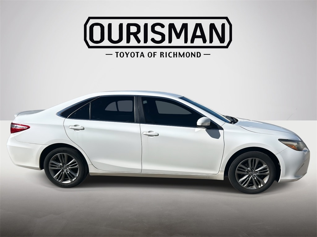 Used 2015 Toyota Camry SE with VIN 4T1BF1FK8FU489136 for sale in Henrico, VA