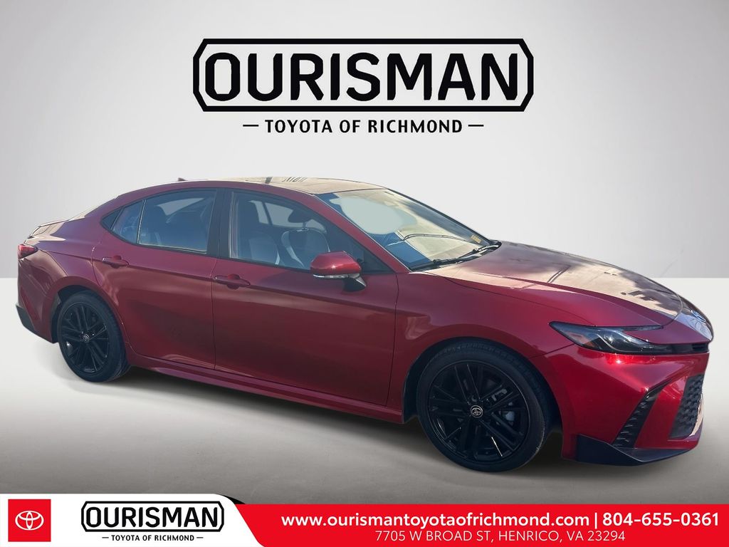 2025 Toyota Camry SE