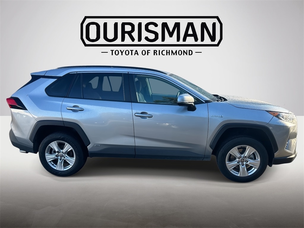 Used 2021 Toyota RAV4 XLE with VIN 4T3RWRFV1MU045088 for sale in Northfield, Minnesota