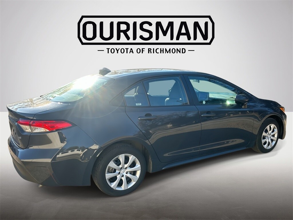 2024 Toyota Corolla LE photo 3