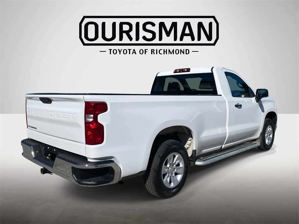 2024 Chevrolet Silverado 1500 photo 3