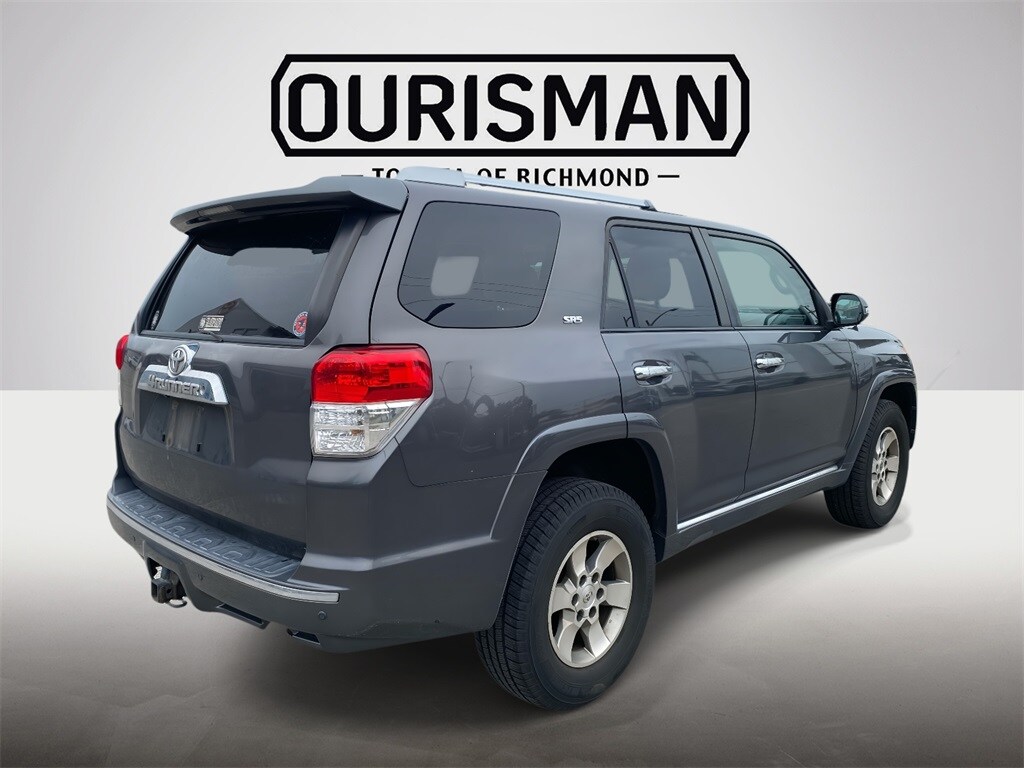 2011 Toyota 4Runner SR5 Premium photo 3
