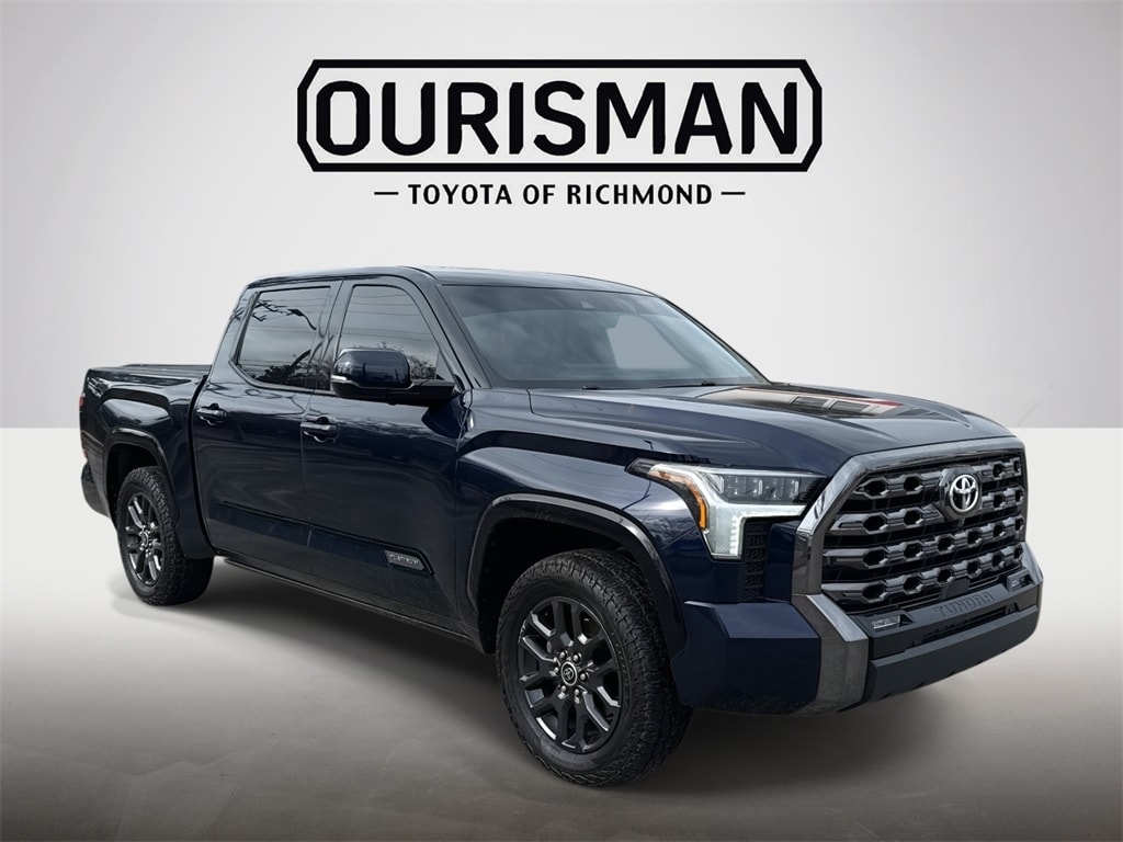 2022 Toyota Tundra Platinum's photo