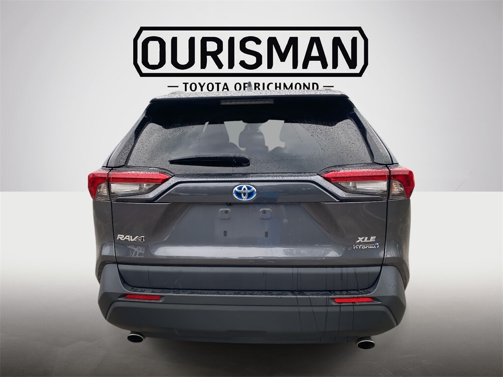 2024 Toyota RAV4 Hybrid XLE photo 4