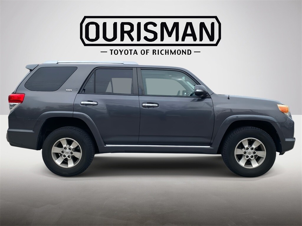 2011 Toyota 4Runner SR5 Premium photo 2