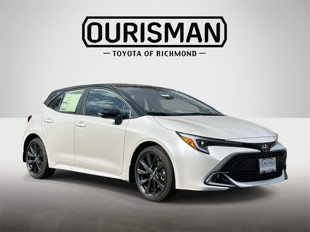 2026 Toyota Corolla Hatchback XSE's photo