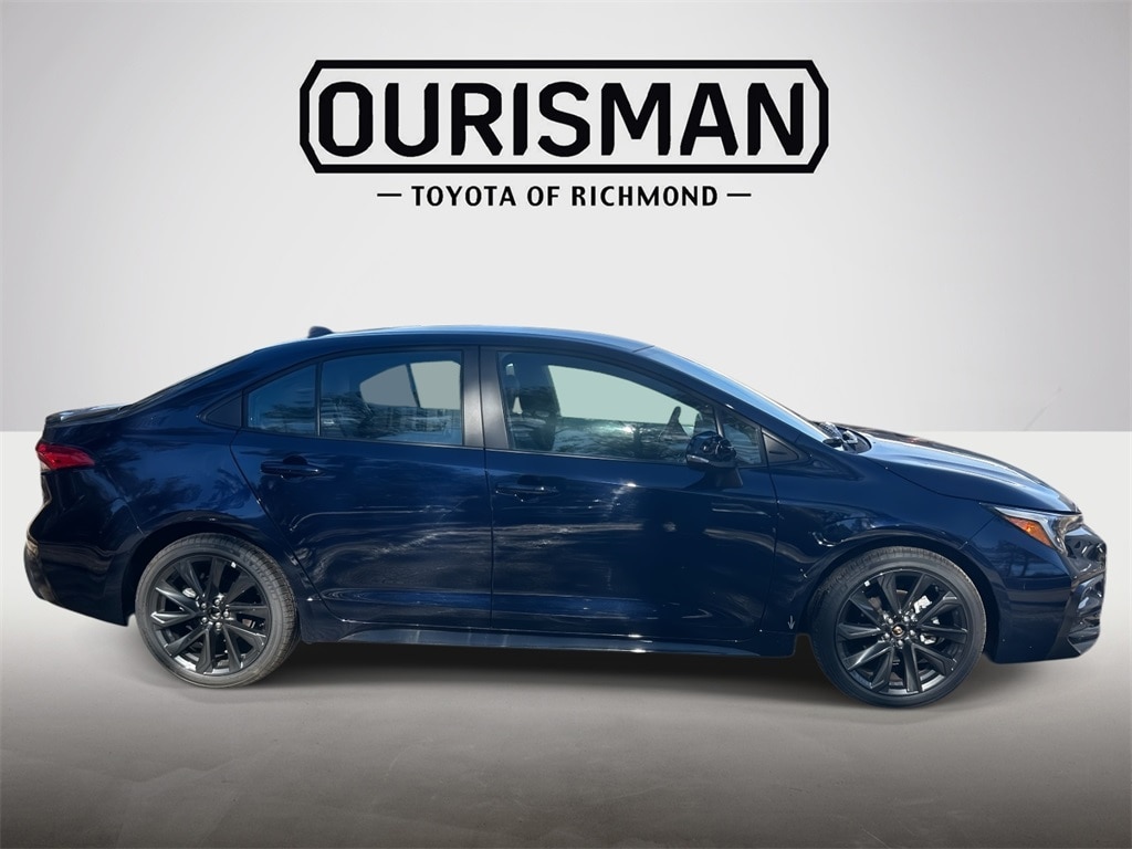 Used 2025 Toyota Corolla SE with VIN 5YFS4MCE6SP223499 for sale in Northfield, Minnesota