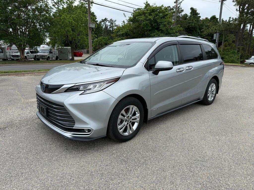 Used 2021 Toyota Sienna Limited Van
