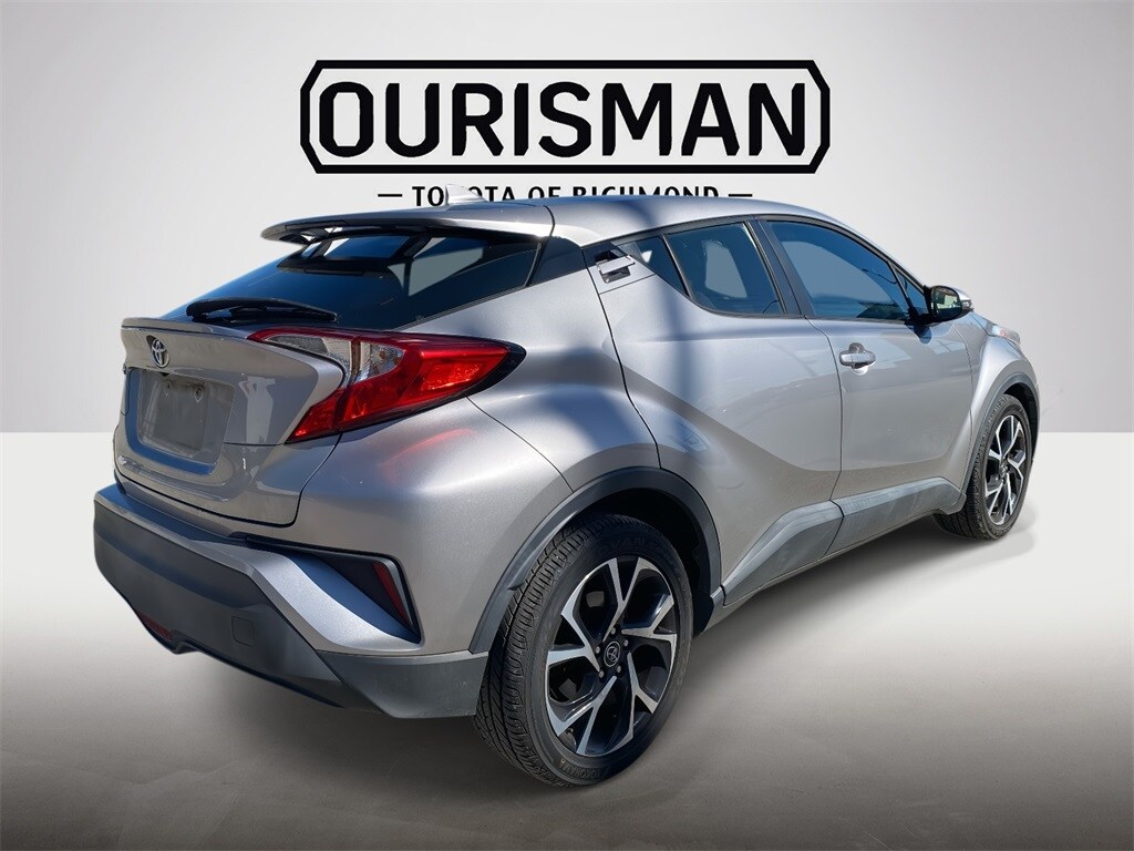 2018 Toyota C-HR XLE Premium photo 3
