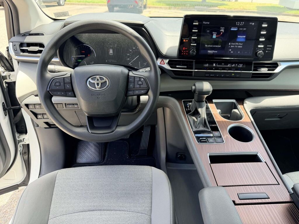 Certified 2024 Toyota Sienna LE Minivan/Van